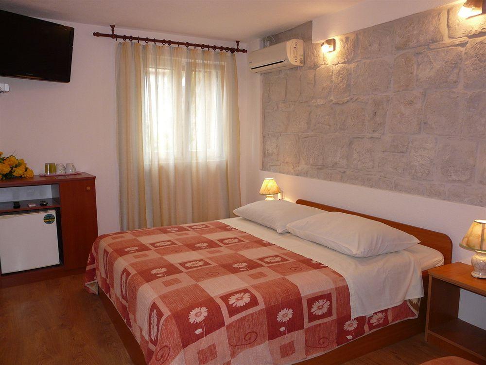 ספליט Guesthouse Pjaceta מראה חיצוני תמונה